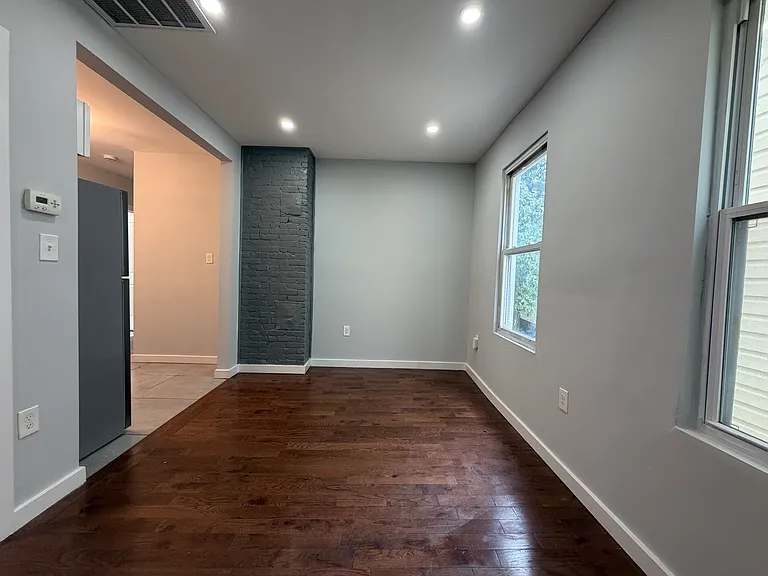 736 S 15th St #2A — Photo 3