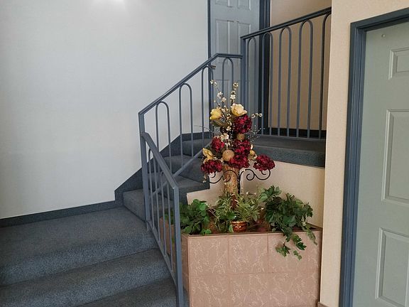 3rd image of 5457 White Oak Ave #309