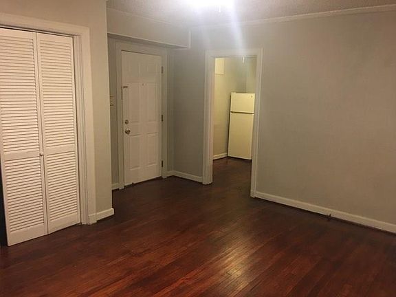 3rd image of 4026 Holland Ave APT 4