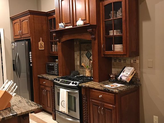 Custom kitchen cabinetry