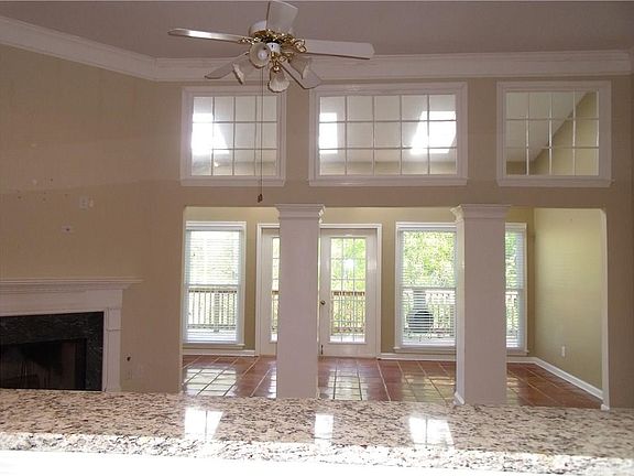 4th image of 3486 Pine Grove Dr