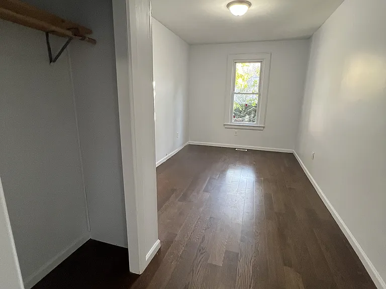13 Garwood Pl #1 — Photo 7