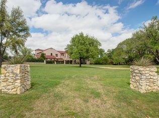 2025 Four Oaks Ln, Fort Worth, TX 76107