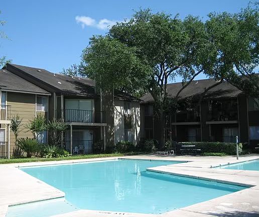 2nd image of 9707 S Gessner Rd APT 3703