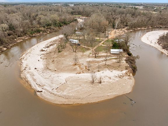 2nd image of 161 Ryner Rd