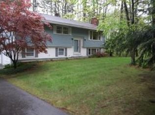 15 Mitchell St, Merrimack, NH 03054