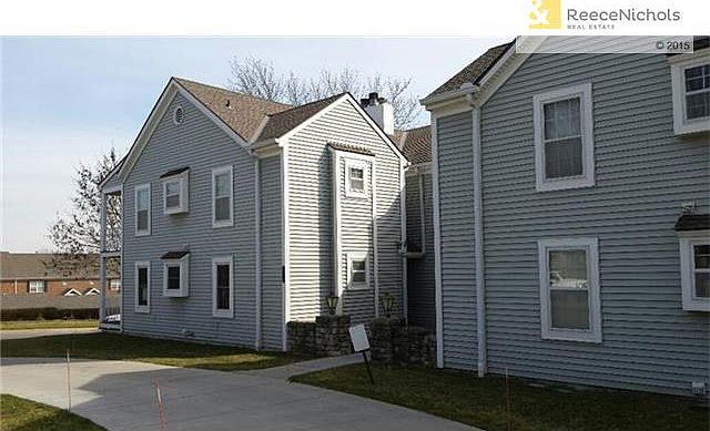 1st image of 11300 Oak St APT 2