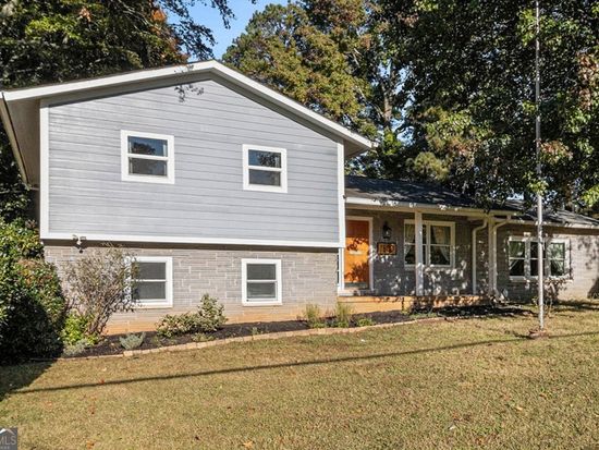 1608 Cooledge Rd, Tucker, GA 30084