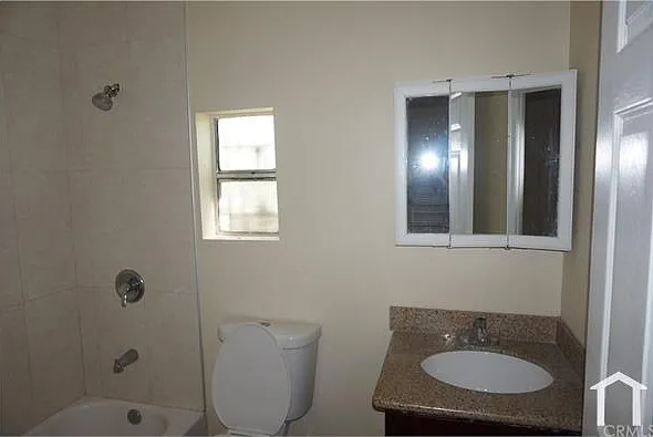 126 E 99th St #REAR — Photo 4