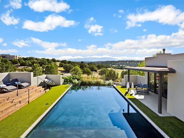 96 Sunflower Dr, Santa Fe, NM 87506