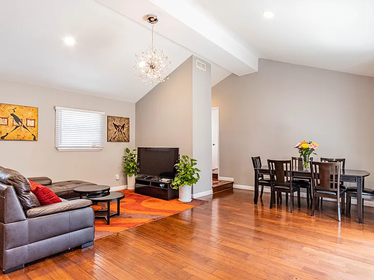 3654 Colonial Ave — Photo 6