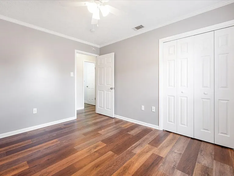 210 Pine Grove Dr — Photo 30