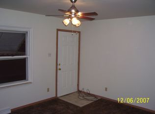 70 W Adams Dr, Cahokia, IL