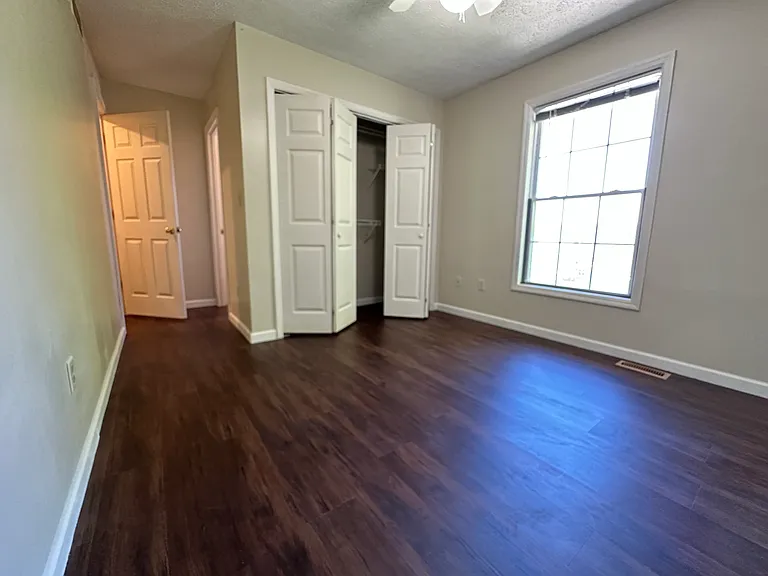 769 E Sherwood Hills Dr — Photo 7