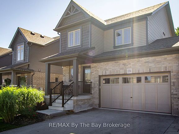 3rd image of 131 Stonebrook Way