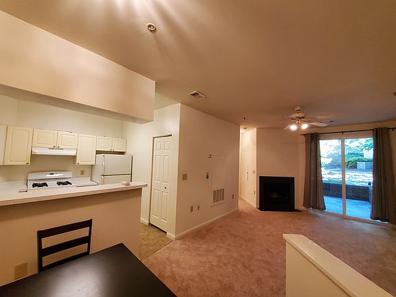 4th image of 2203 Westcourt Ln Suite 102