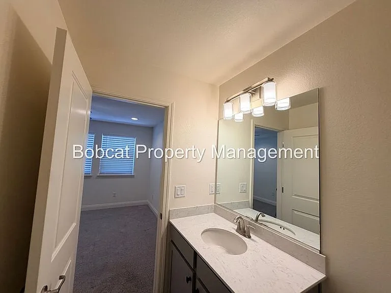 1219 Correlli Ct — Photo 37