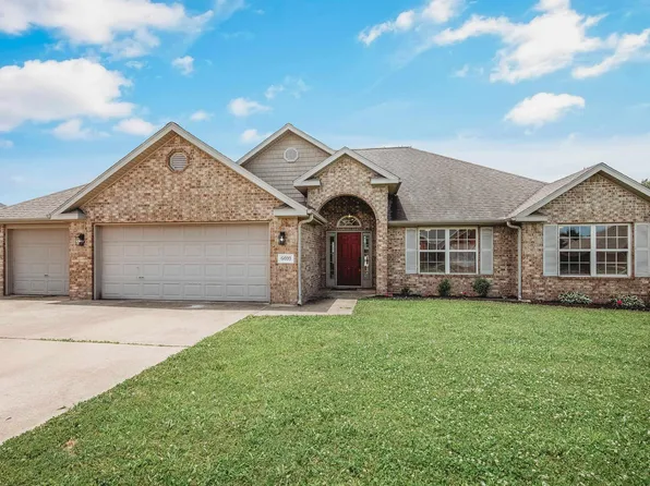 6010 Overland Dr, Siloam Springs, AR 72761