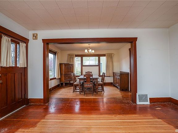 2nd image of 4018 N 19th St