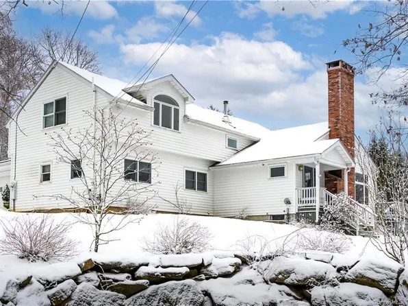 245 Cornwall Road, Warren, CT 06754