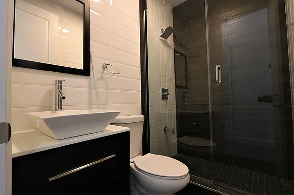 Rented by Ariel Property Advisors | media 5