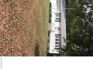 8 Anita Ave, Waterford, CT 06385