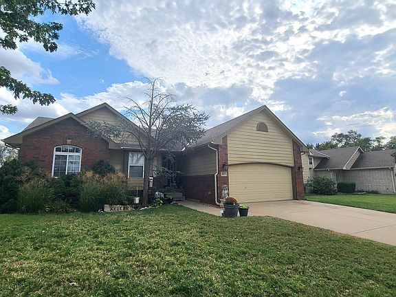 2nd image of 837 N Homestead Dr