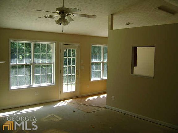 3rd image of 4325 Pond Fork Way