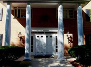 5580 Wolf Rd APT 106, Western Springs, IL 60558