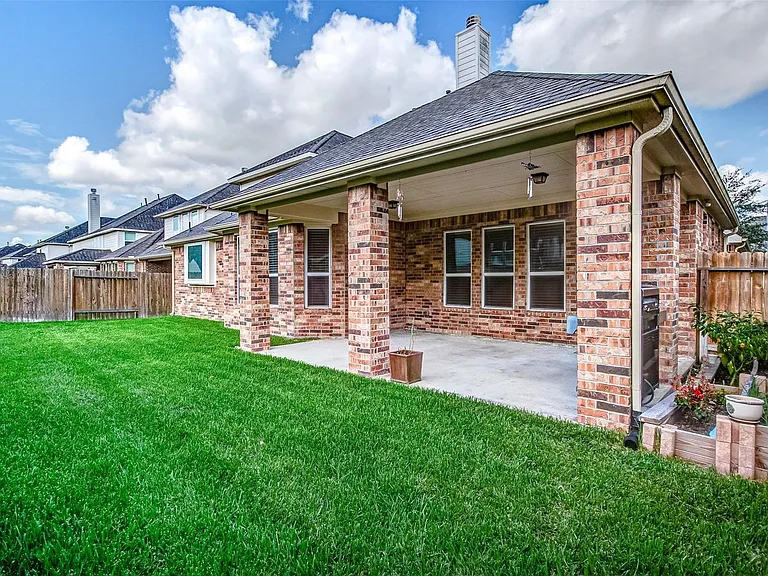 623 Orlandis Ln — Photo 44