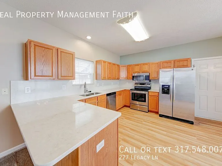 227 Legacy Ln — Photo 10