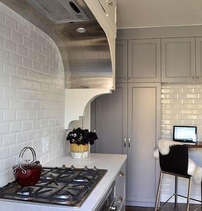 Gas stove top, electric oven