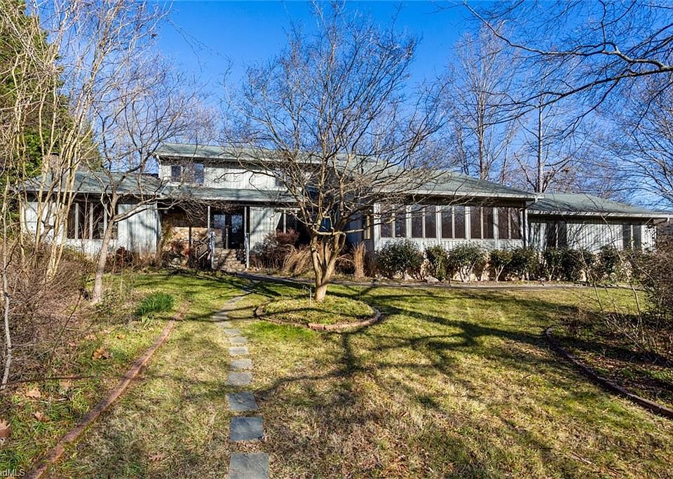 1st image of 3905 Meredith Dr