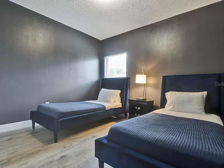 820 Grantham Dr — Photo 21