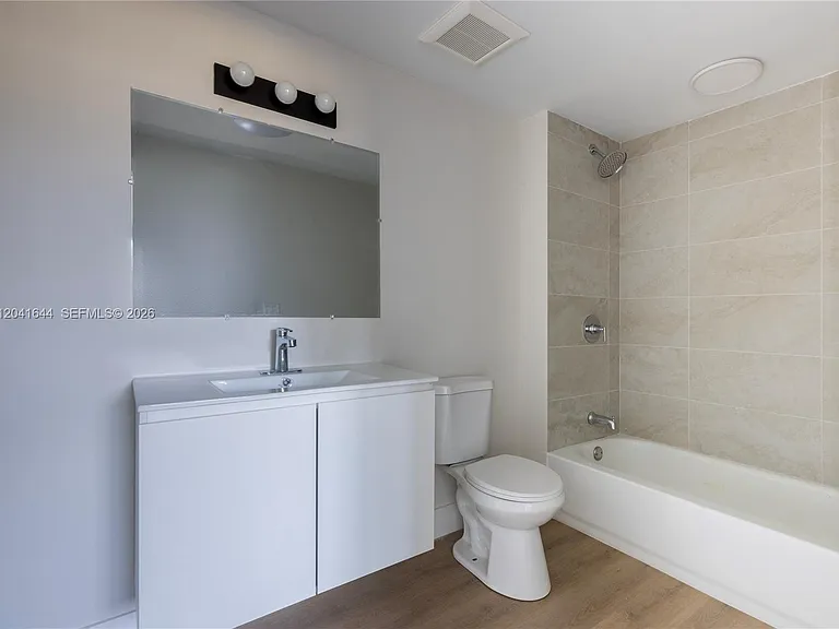 37XX NW 23rd Ave #1-16 — Photo 9