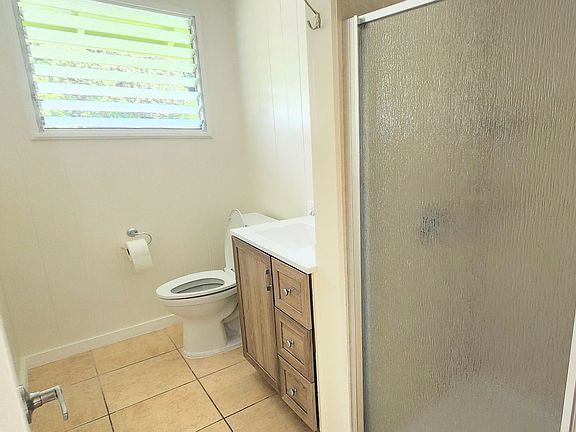 3rd image of 41-978B Waikupanaha St #B1