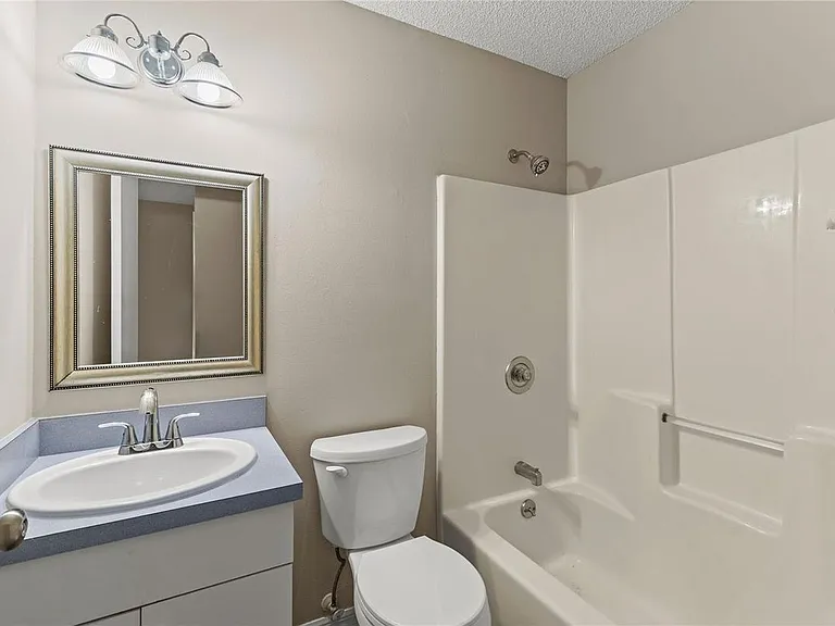 1022 Disston Ave — Photo 17