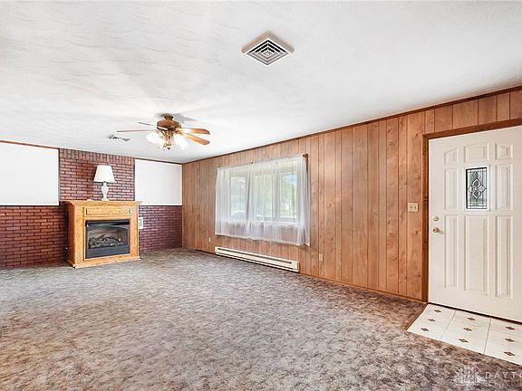 4th image of 1595 N Texas Ct