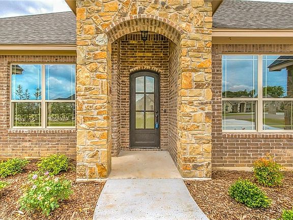 5th image of 3102 Arrow Creek Dr