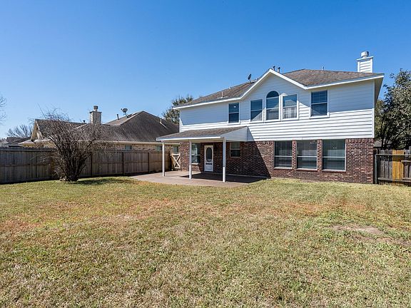 2nd image of 15418 Cumberland Oak Way