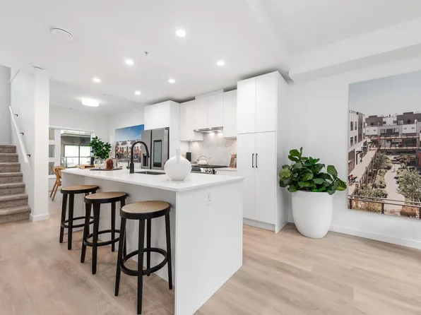 535 E 2nd St #135, North Vancouver, BC V7L 1C8