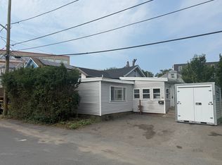 33 Avalon St, Revere, MA 02151