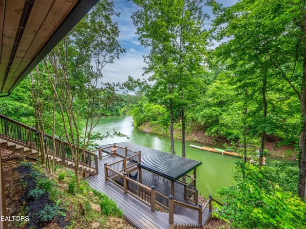 107 Aaron St, Sevierville, TN 37876