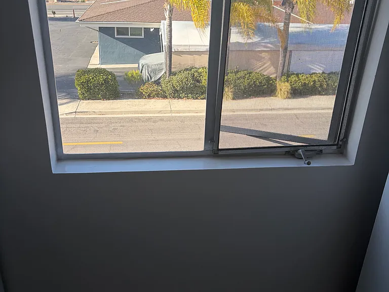 7033 Boulevard Dr #10 — Photo 12