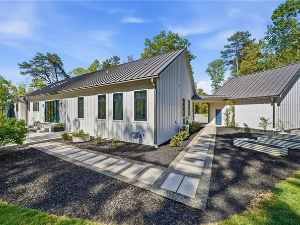 498 Old Mount Carmel Rd, Canton, GA 30114
