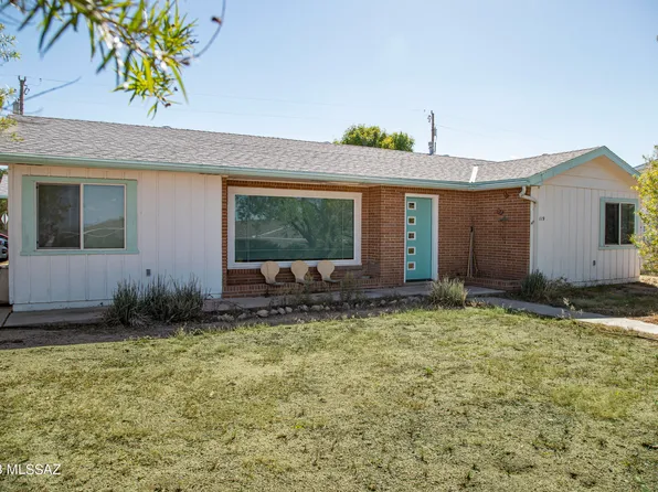 119 E Silverwood Ln, Benson, AZ 85602