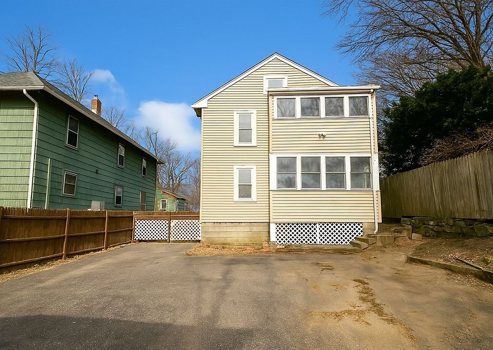 2nd image of 108-110 Grozier Rd