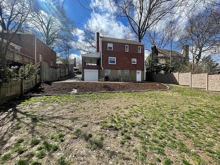 1070 Old Gate Rd — Photo 5
