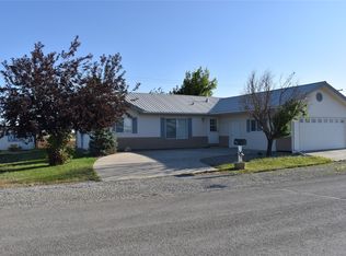 109 5th Ave NW, Conrad, MT 59425