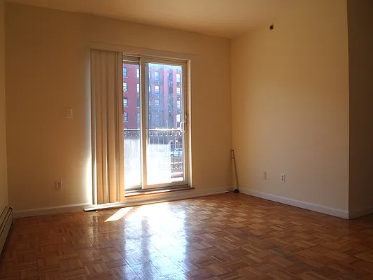 Rented by Dorsa Group | media 31